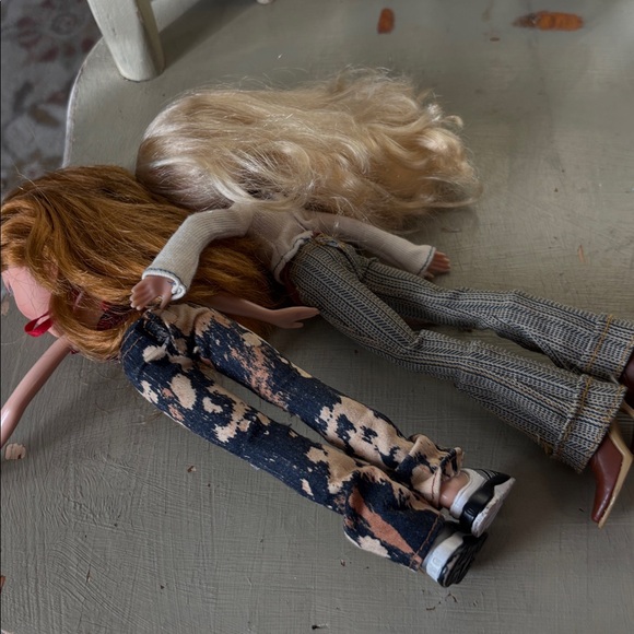 2001 Bratz Fashion Dolls with Blonde Hair - Picture 4 of 4